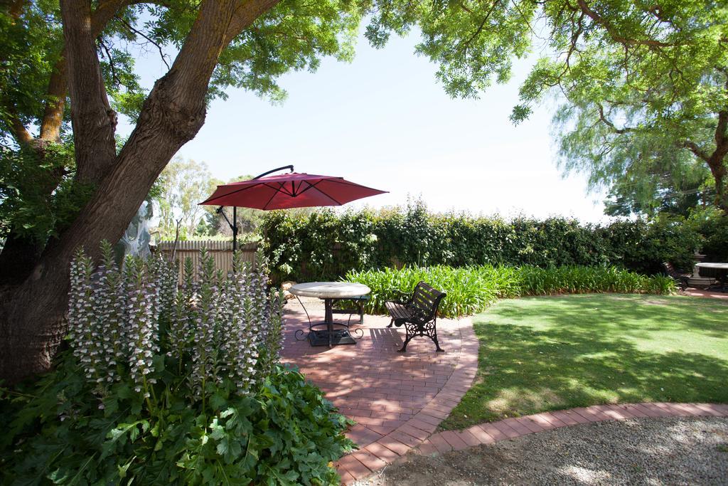 Barossa House Bed & Breakfast Тананда Екстериор снимка